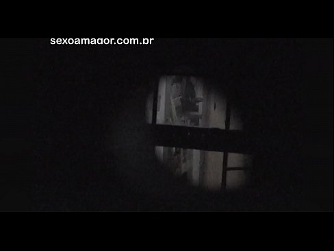 ❤️ Blondie bakal diam-diam videotaped dening tetanggan voyeur umpetaken konco bricks kothong Video porno ing kita% jv.pornjk.ru% ️❤